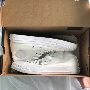 All White Converse✨